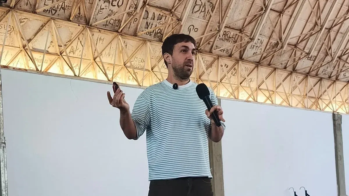 Alan Daitch en la UNCA: la IA como herramienta para potenciar la educación