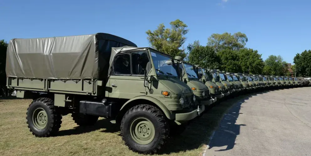 El Ejército Argentino compró 400 camiones Unimog U4000 y avanza con la mayor renovación militar en 45 años