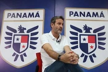 El técnico canalero quiere hacer la mejor actuación de la selección panameña en su historia. (EFE)