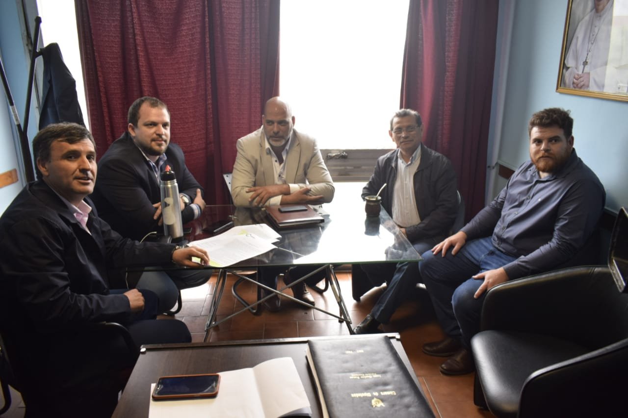 Rodolfo Micone se reunió con Diputados