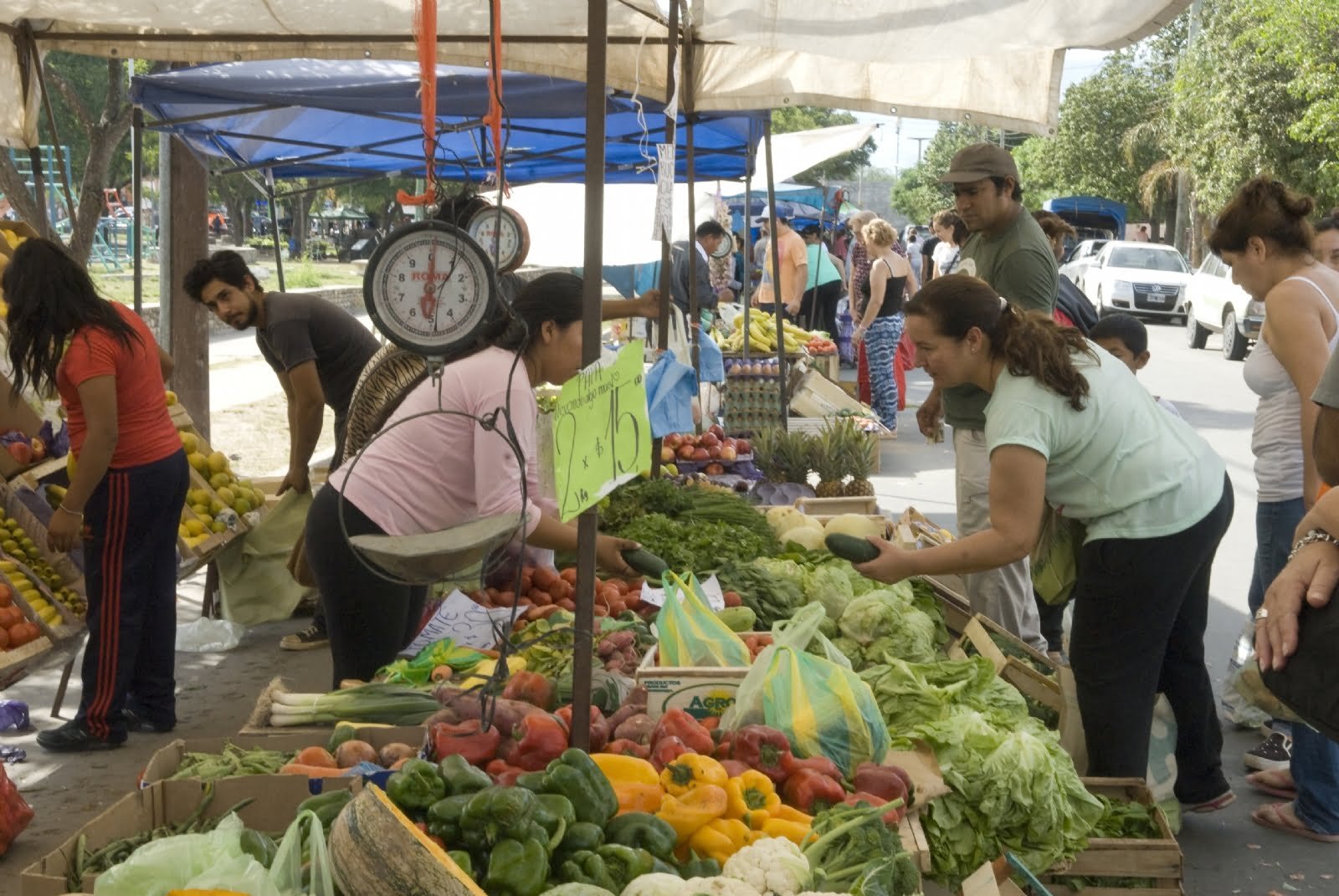 Mañana se realizará el Mercado Social en la plaza Huayra Tawa
