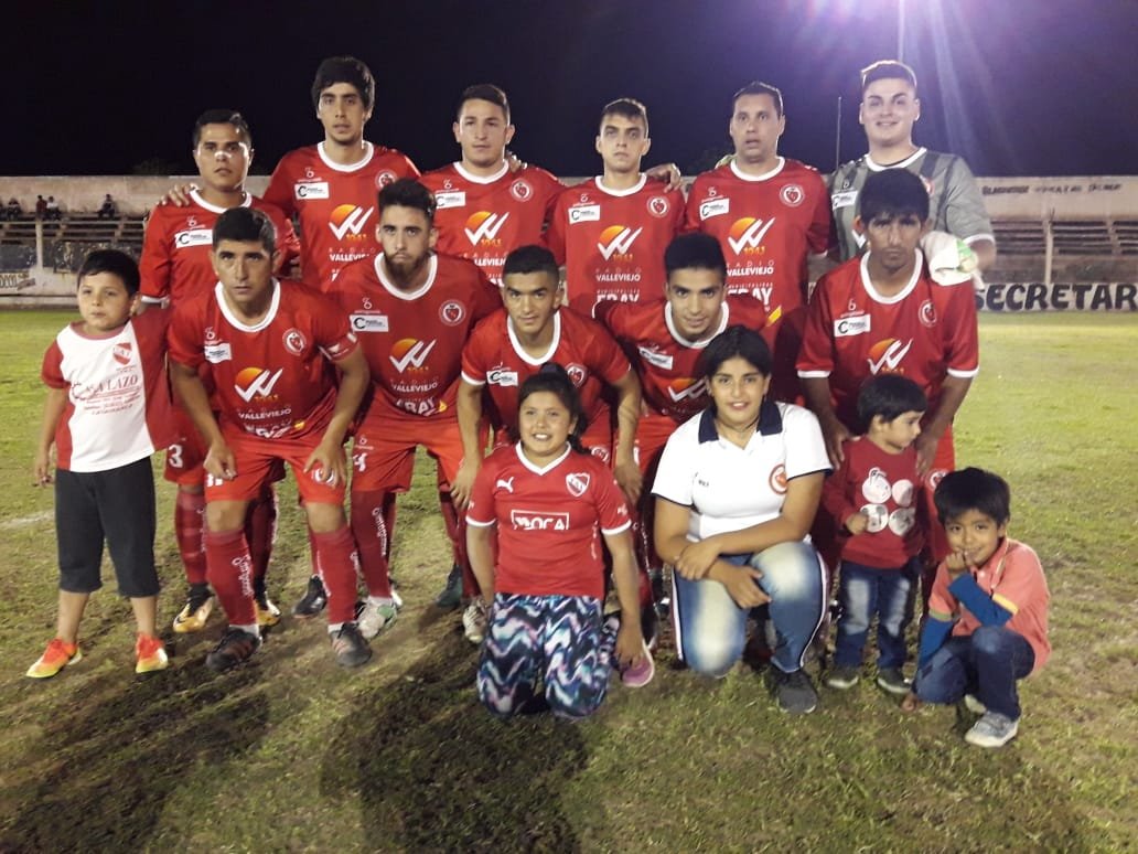 En la banda Independiente buscará seguir siendo líder.