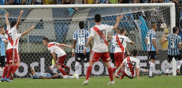 Un enorme River lo dio vuelta en Brasil y es finalista de la Copa Libertadores