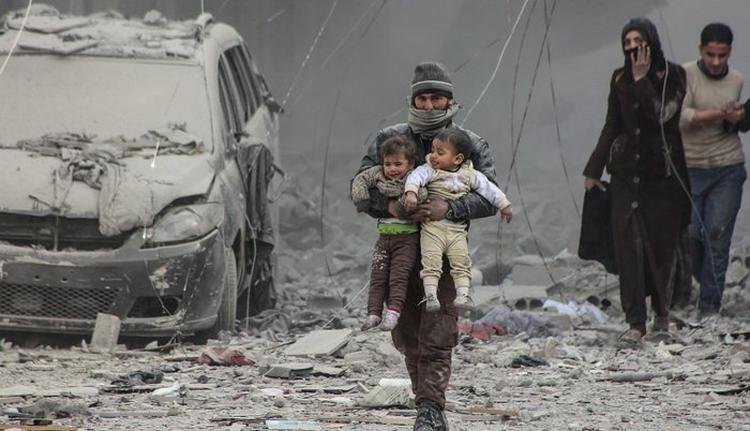 Afganistán: civiles pierden la vida tras bombardeo estadounidense, y a la vez soldados del país norteamericano mueren por ataque terrorista