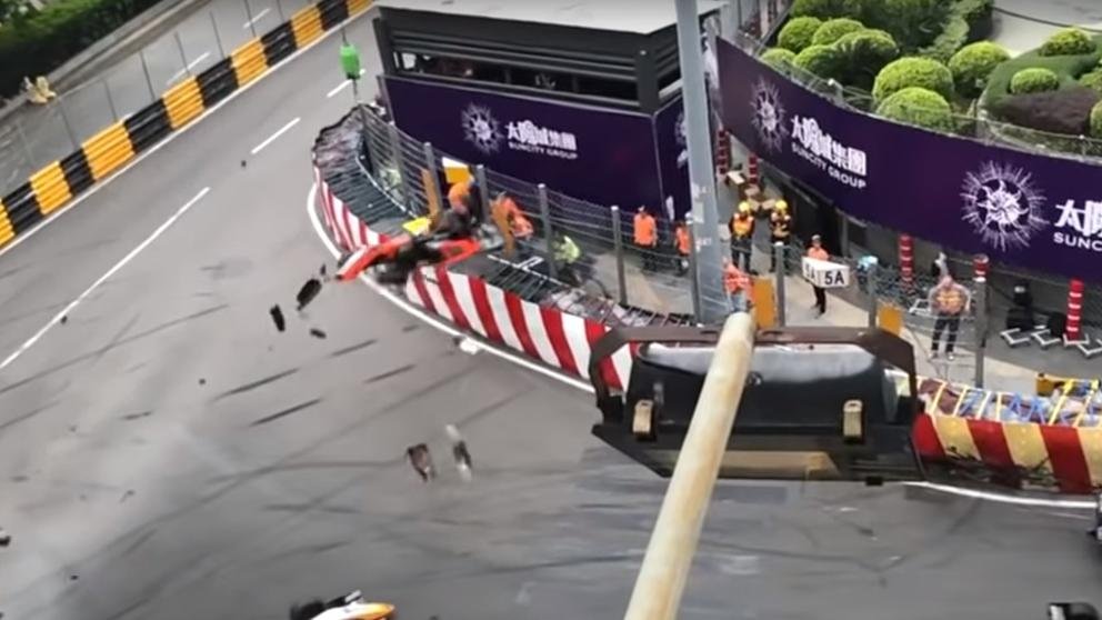 VIDEO: Tremendo accidente en el GP de Macao