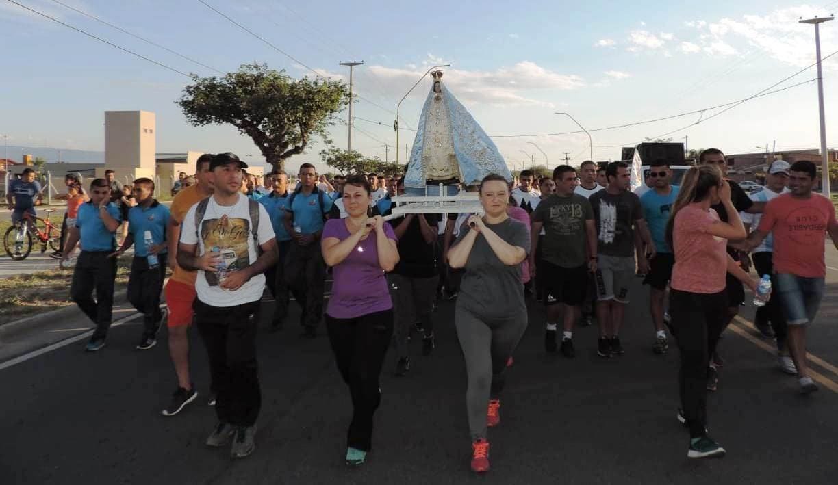 Los guardiacárceles peregrinaron hasta la Gruta de Choya