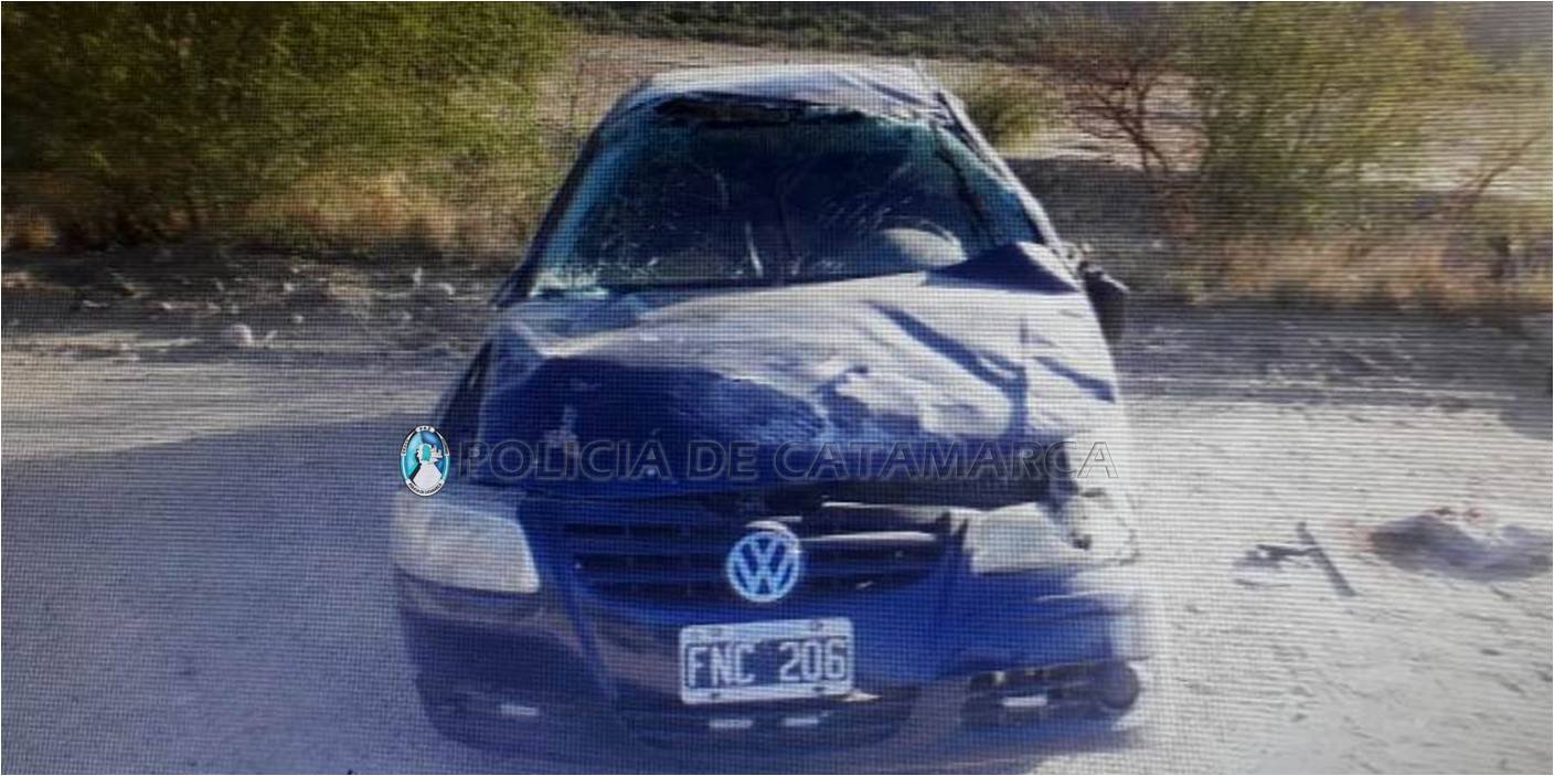 Belén: Volcó un auto con siete ocupantes, y la conductora sufrió serias lesiones