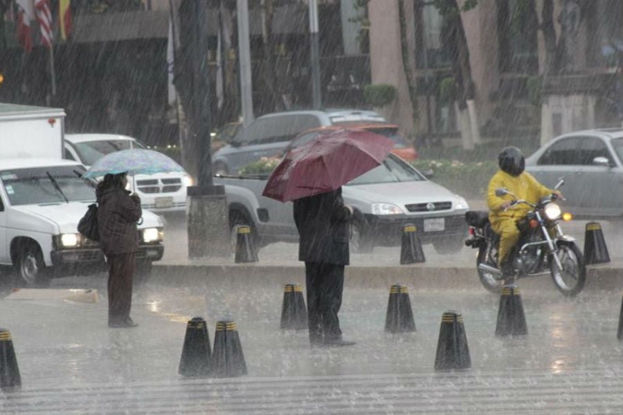 Diciembre llega con lluvias y descenso de temperatura