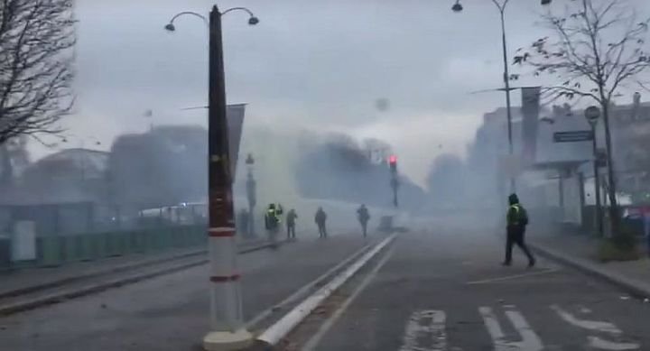 Graves incidentes en París, durante las protestas contra el aumento de los combustibles