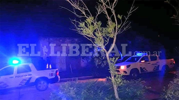 Santiago del Estero: se derrumbó el techo de una casa y aplastó a una familia