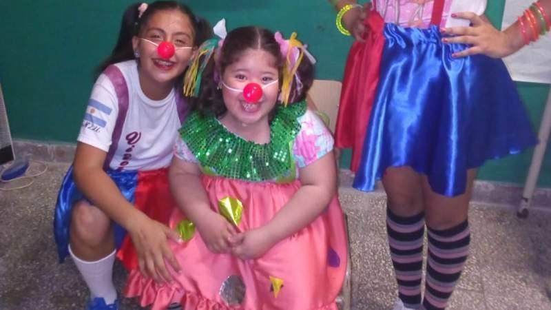 VIDEO: Emotiva inclusión de una niña en escuela de Capayán