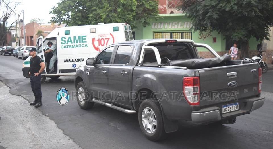 Chocaron una camioneta y una moto en pleno centro
