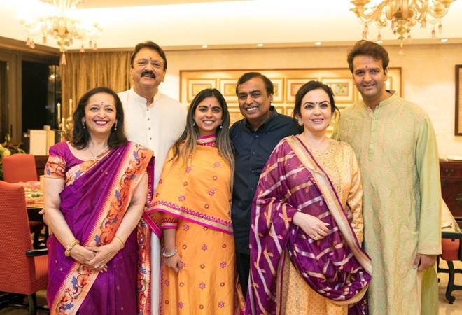 Jets privados, 5 días de fiesta y 5 mil invitados: cómo es la «boda del siglo» en India a la que viajaron Beyoncé y Hillary Clinton