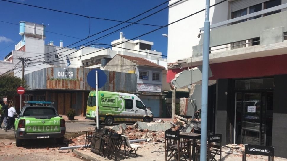 Video: Así fue el momento del derrumbe de los balcones en Mar del Plata