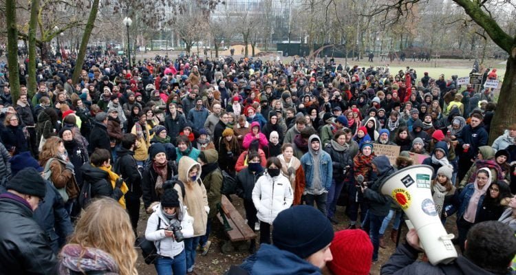 Miles de personas se manifiestan en Bélgica contra el pacto Migratorio de la ONU