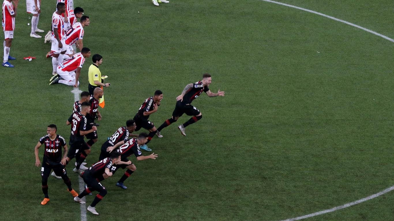 Atlético Paranaense ganó la Sudamericana y se medirá con River en la Recopa