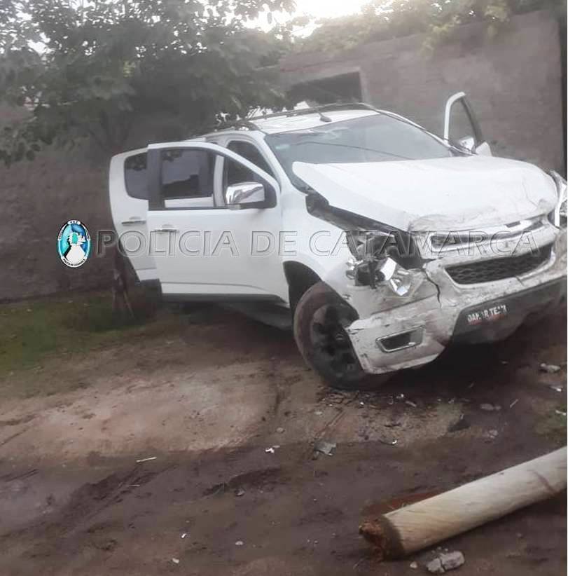 Valle Viejo: Chocó, lo aprehendieron, y le secuestraron la camioneta