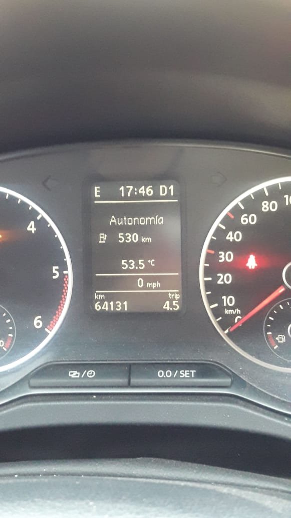 53º fue la temperatura que registró un automóvil esta tarde en Catamarca