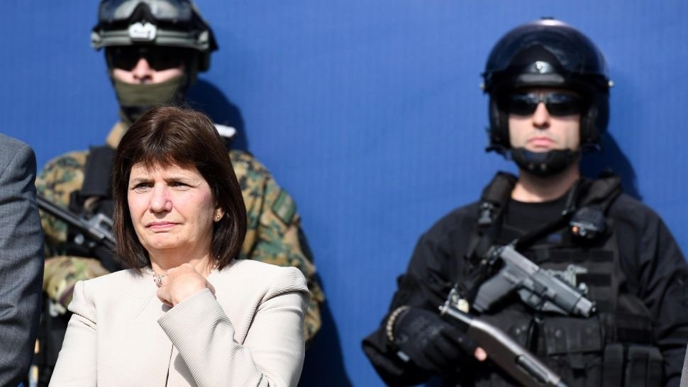 Casi el 60% de la gente apoya el nuevo protocolo policial de Patricia Bullrich