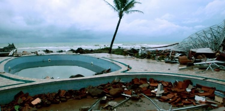 Autoridades indonesias reconocen que comunicaron que no habría tsunami: «Lo sentimos»