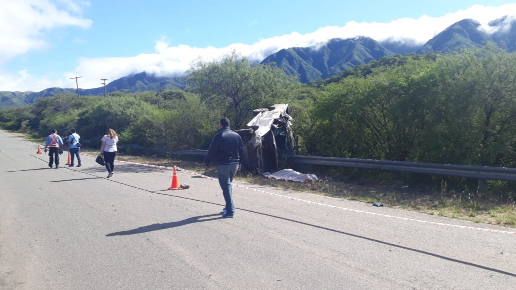 Murió una mujer tras un vuelco en Ambato