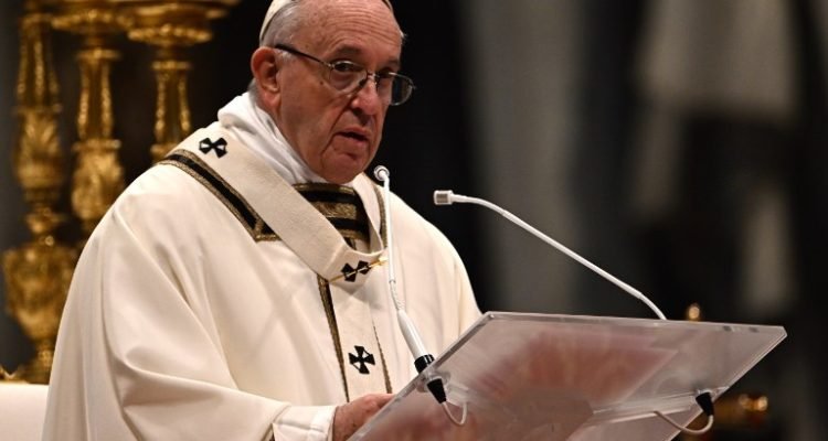 Papa Francisco se compromete a que la Iglesia combatirá los abusos sexuales contra menores