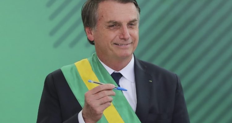 Jair Bolsonaro se abre a instalar en Brasil una base militar de Estados Unidos