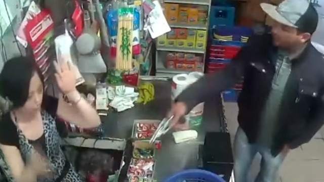 VIDEO: Así fue el asalto a un  Súper Chino en el norte de la Capital