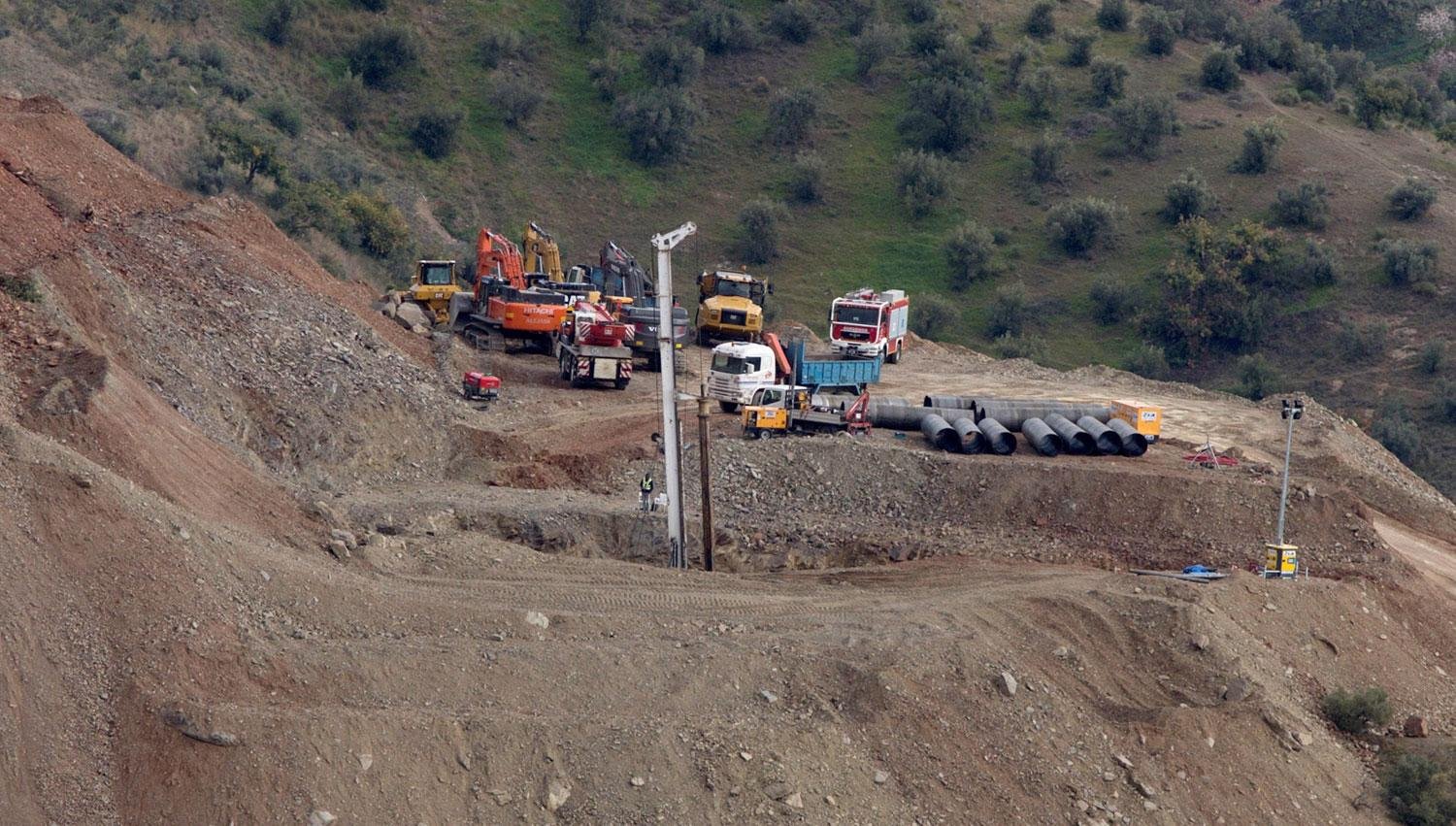 Los cálculos fallaron y deberán excavar de nuevo el túnel para rescatar a Julen