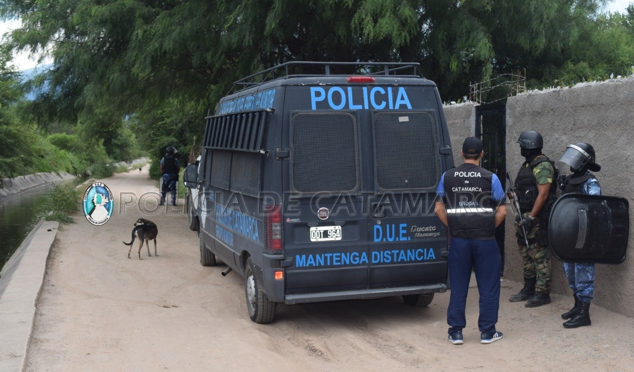 EXTRA: Otro golpe asestado a la droga: Desbaratan un punto de venta en Valle Viejo