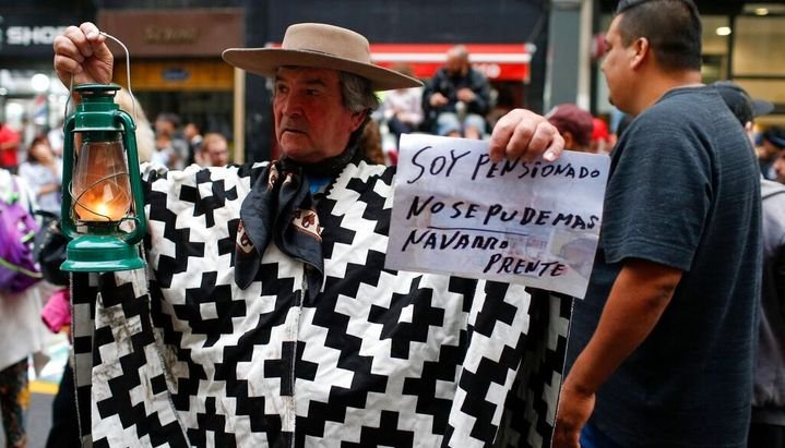 Masiva marcha en Buenos Aires contra «los tarifazos»