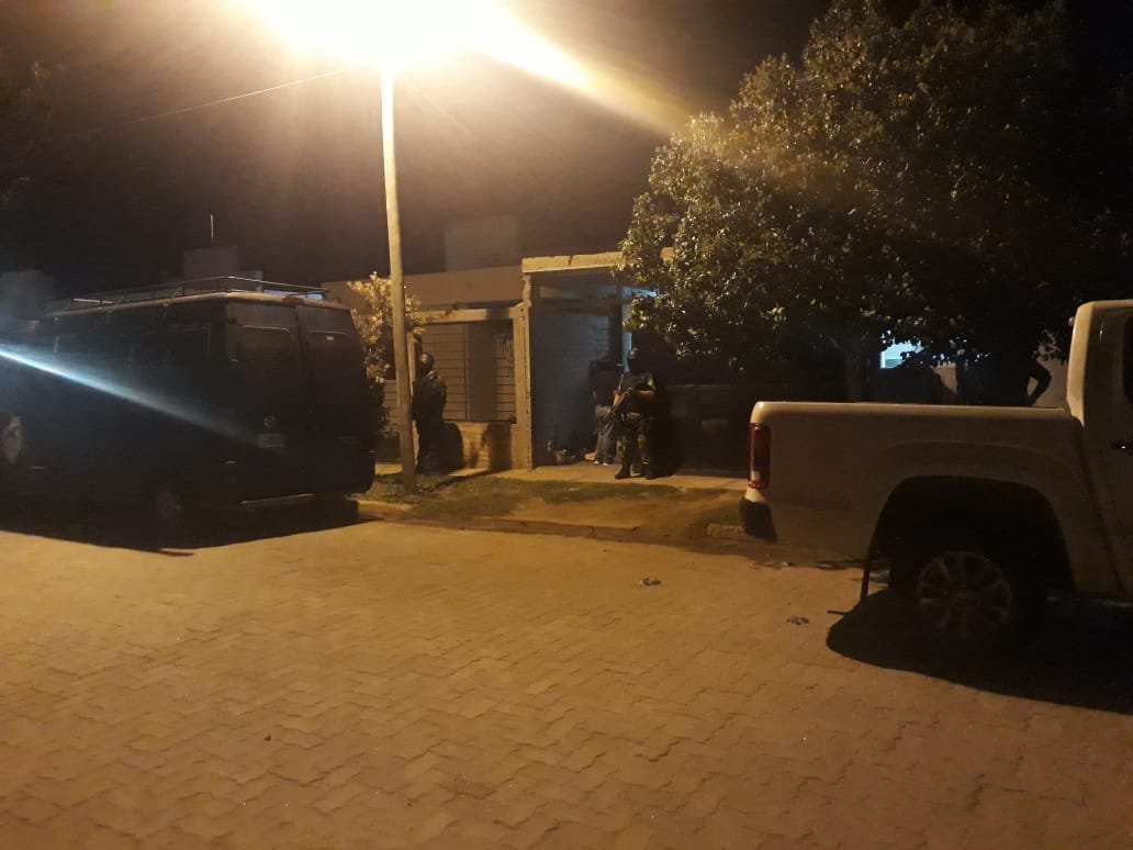 ¡EXTRA! Allanan viviendas y secuestran droga en la zona norte
