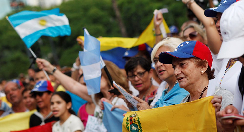 Argentina flexibilizó los requisitos para el ingreso de venezolanos