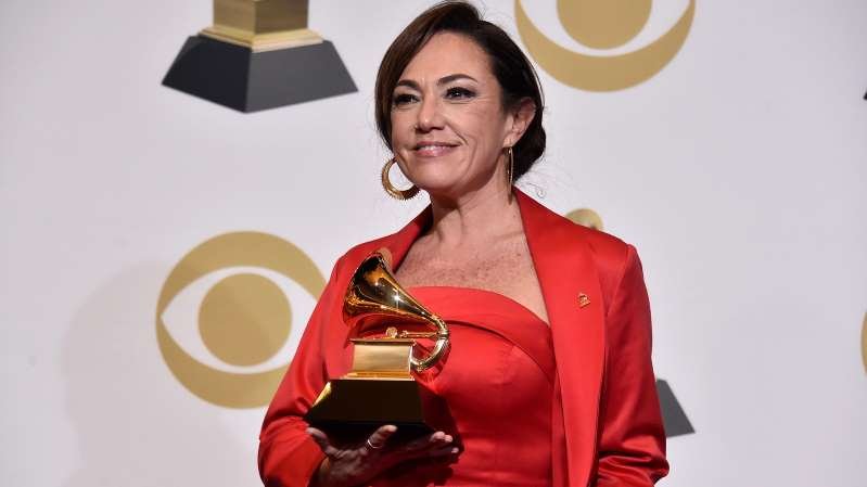 Claudia Brant fue premiada en los Grammy 2019 por encima de Lafourcade y Vives