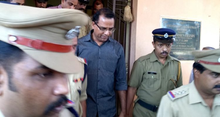 20 años de cárcel para sacerdote que violó a adolescente en India: víctima dio a luz en parto secreto
