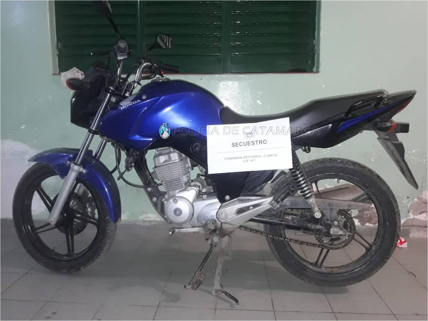 Aprehenden a un joven y recuperan una motocicleta sustraída en el oeste de la Capital