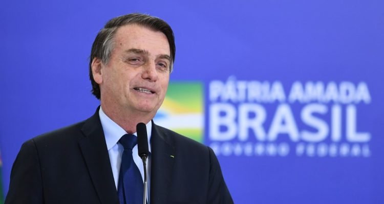 Brasil: El presidente Jair Bolsonaro, da positivo por covid-19