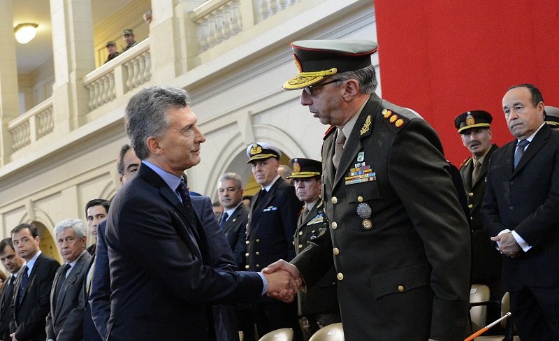 Macri: «Hay que dejar atrás el pasado y mirar el futuro