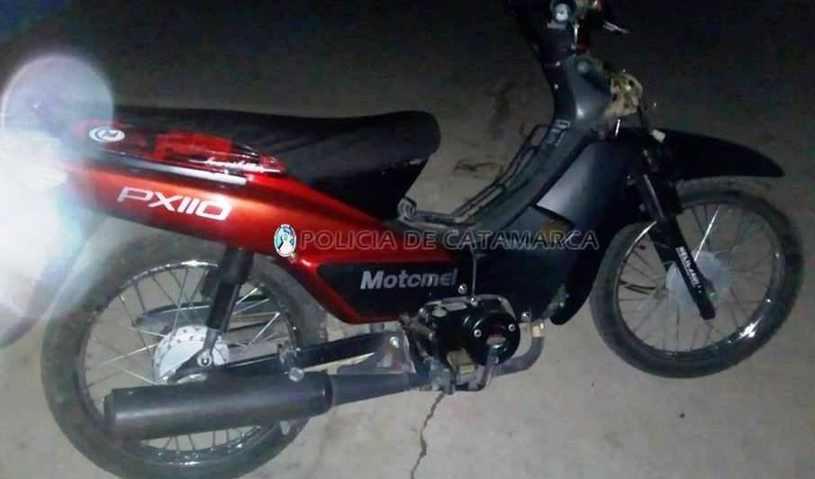 Detienen a un joven y recuperan una moto robada en Belén