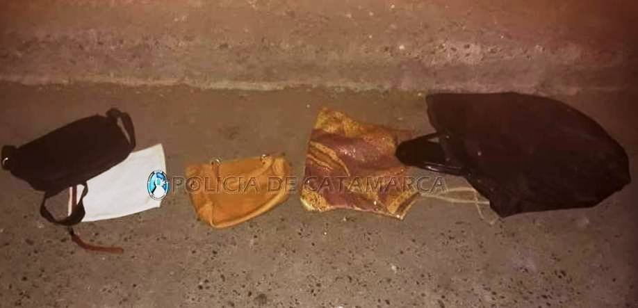 Arrestan a un joven y le secuestran carteras