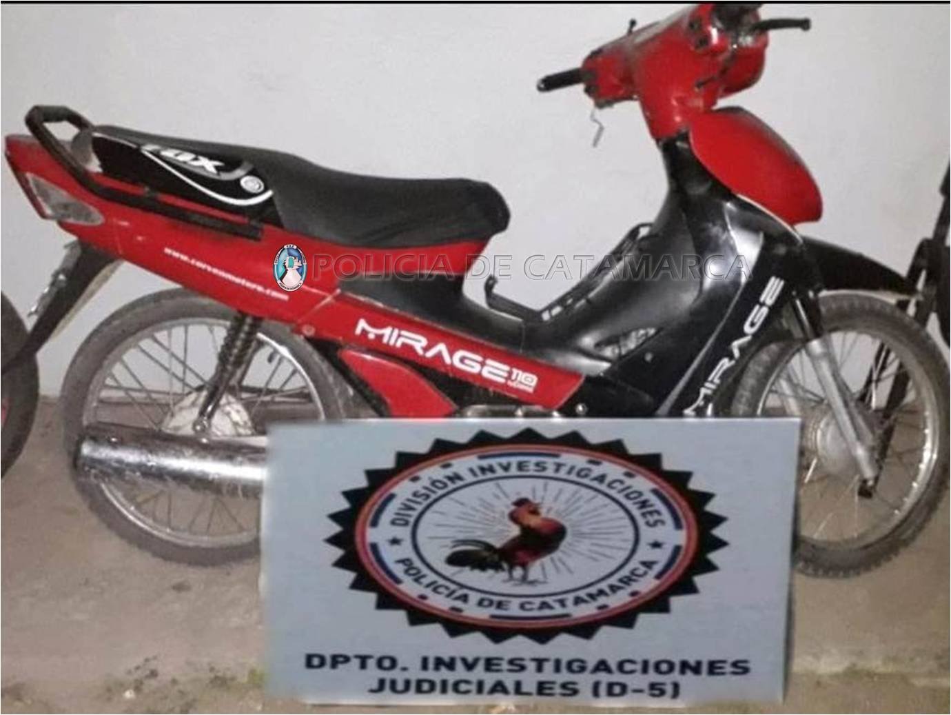 Tras un allanamiento en el sur de la Capital recuperan una motocicleta robada