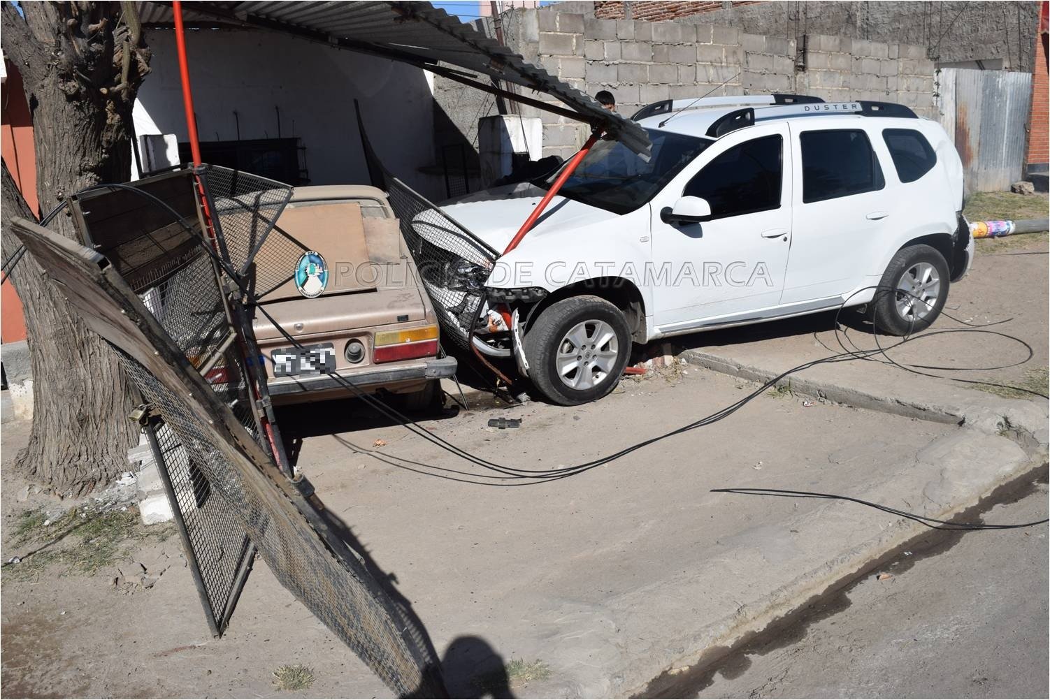 Siniestro vial múltiple con daños materiales en el sur de la Capital