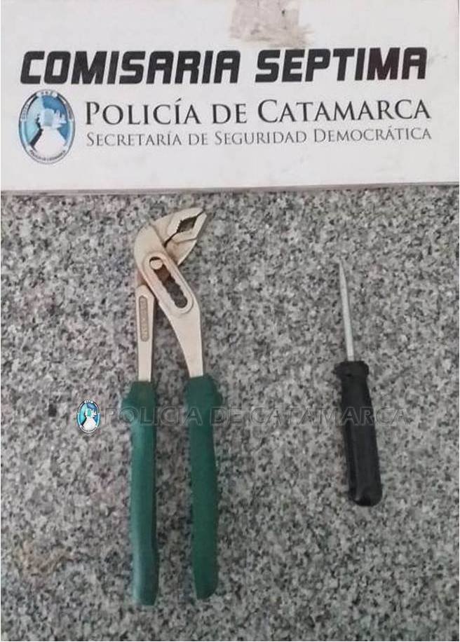 Detienen a un joven y secuestran herramientas en el norte de la Capital