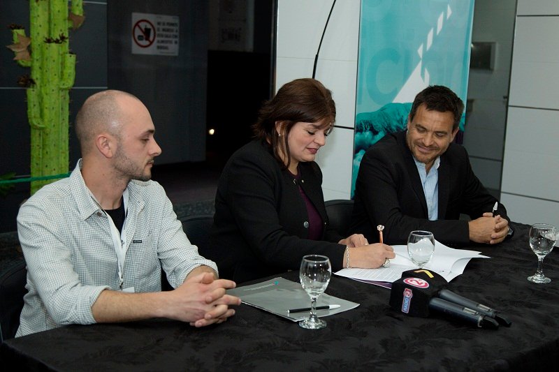 “Festival Internacional De Cine De Las Alturas: Firma De Convenio, Recorrido De Cine Móvil Y Mucho Cine”