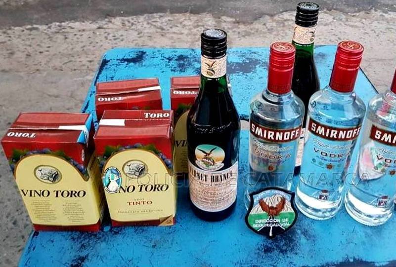 Secuestran bebidas alcohólicas en un Puesto Caminero de la Capital