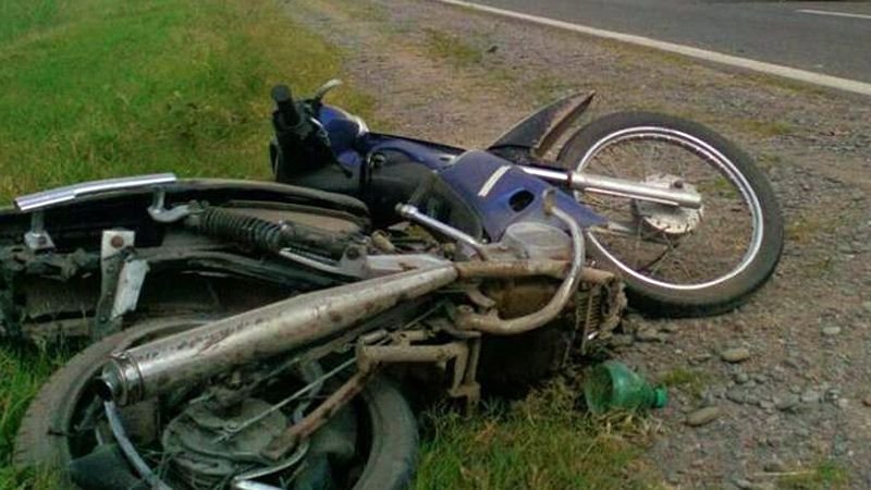 Una motociclista herida tras derrapar en la Casa de la Puna
