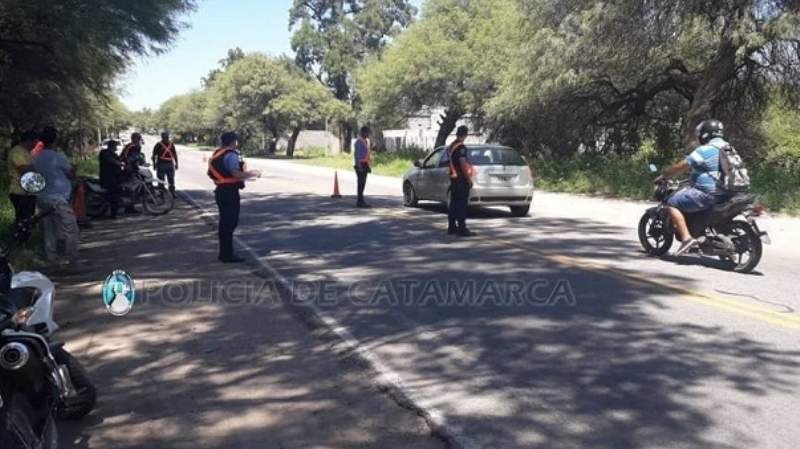 Secuestran un colectivo del municipio de Valle Viejo que transportaba alumnos
