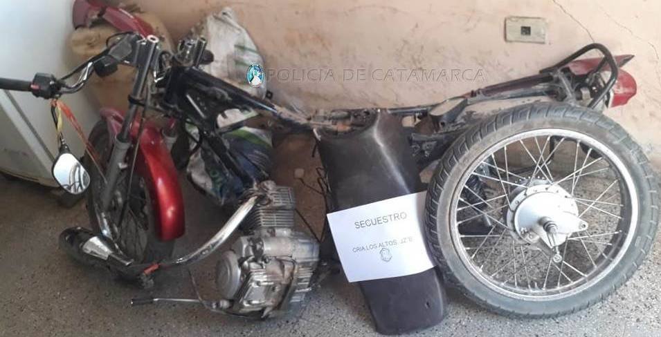 Recuperan una moto robada y arrestan a un joven en Santa Rosa