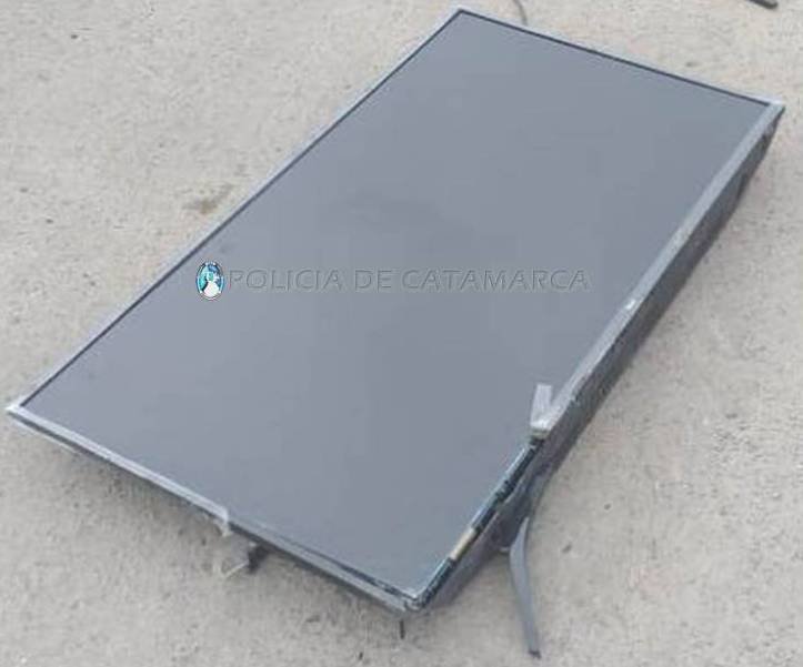 Recuperan un televisor sustraído y secuestran una motocicleta