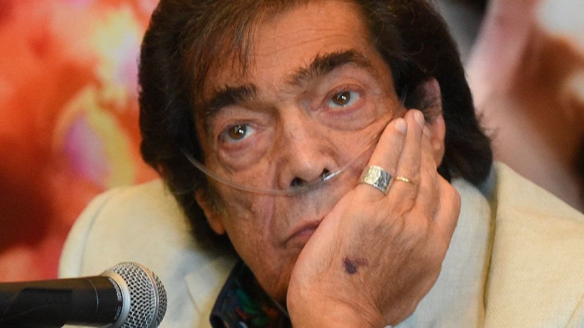 Murió Cacho Castaña